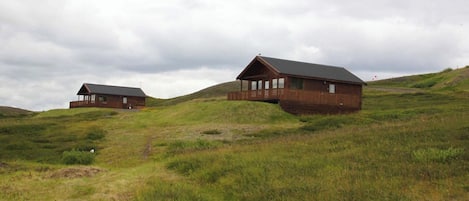 Cottage, 2 Bedrooms | Front of property