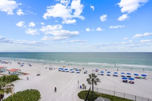 On the beach - Emerald Isle 401 Beautiful Updates! Beach Front|Amazing view from Balcony! (N. Redington Beach)
