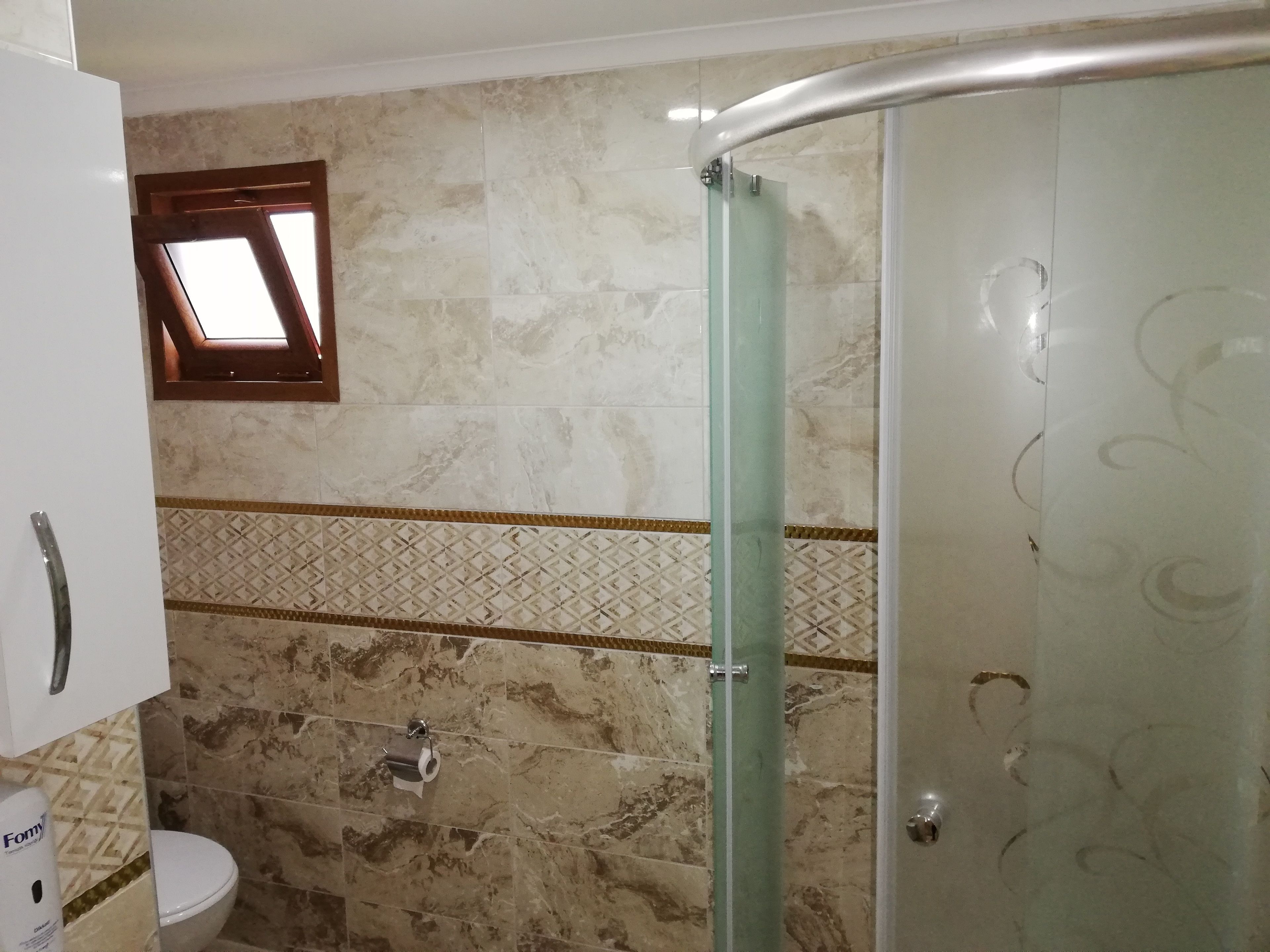 apartment, 2 bedrooms | bathroom | shower, hair dryer