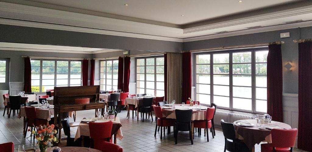 تقديم الإفطار والعشاء