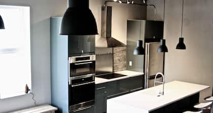 121 Suite on Main Street