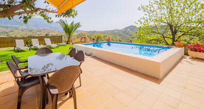 Cubon finca Rio de las Pasadas. Uskomaton näköala, uima-allas, WIFI ja AC