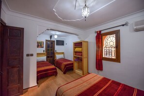 Free WiFi, bed sheets - Riad Assia (Marrakech)