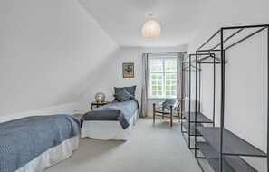 8 chambres, lit de bébé portatif, accès au Wi-Fi (inclus)