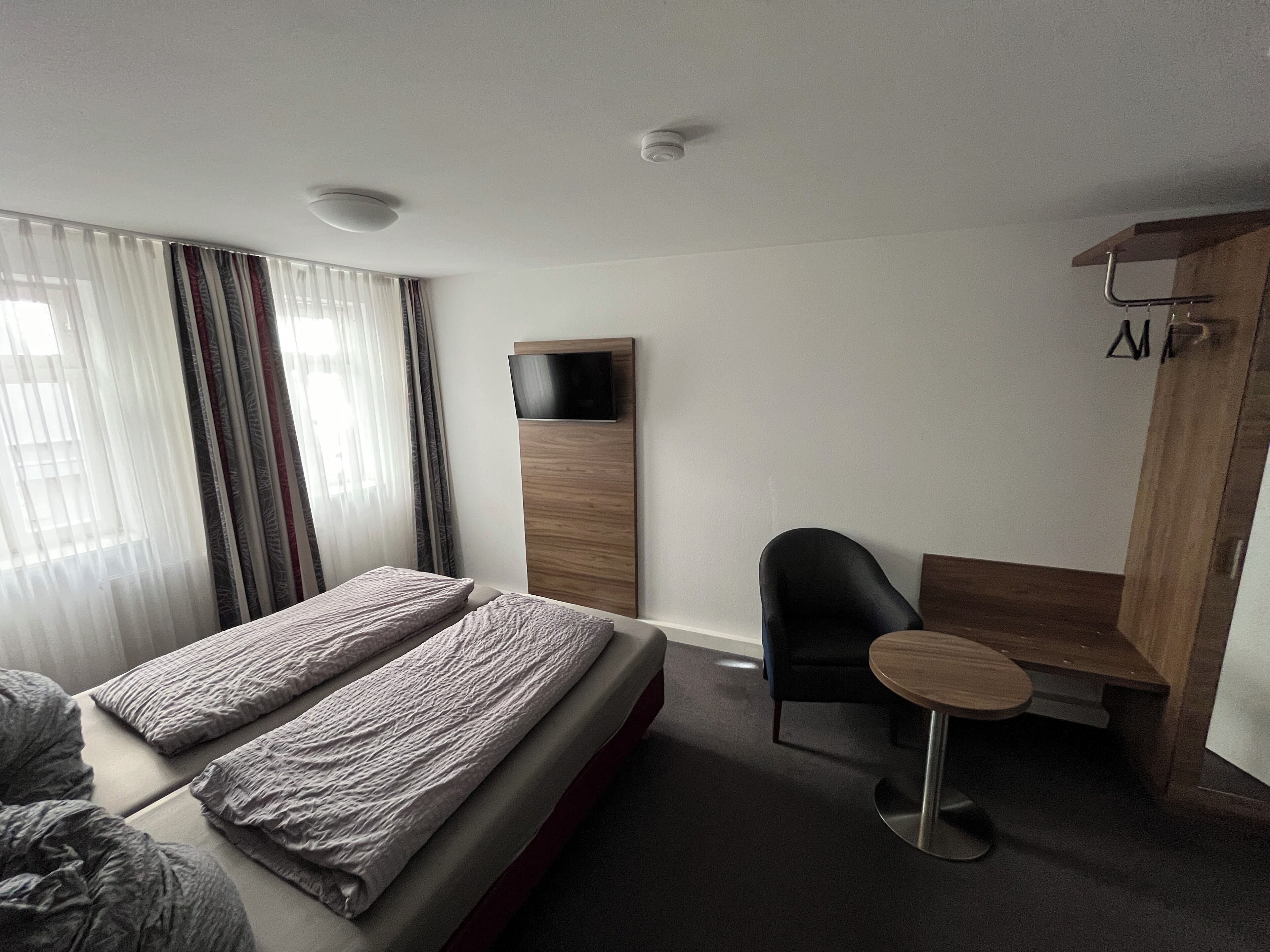 basic twin room | in-room safe, desk, iron/ironing board, free wifi