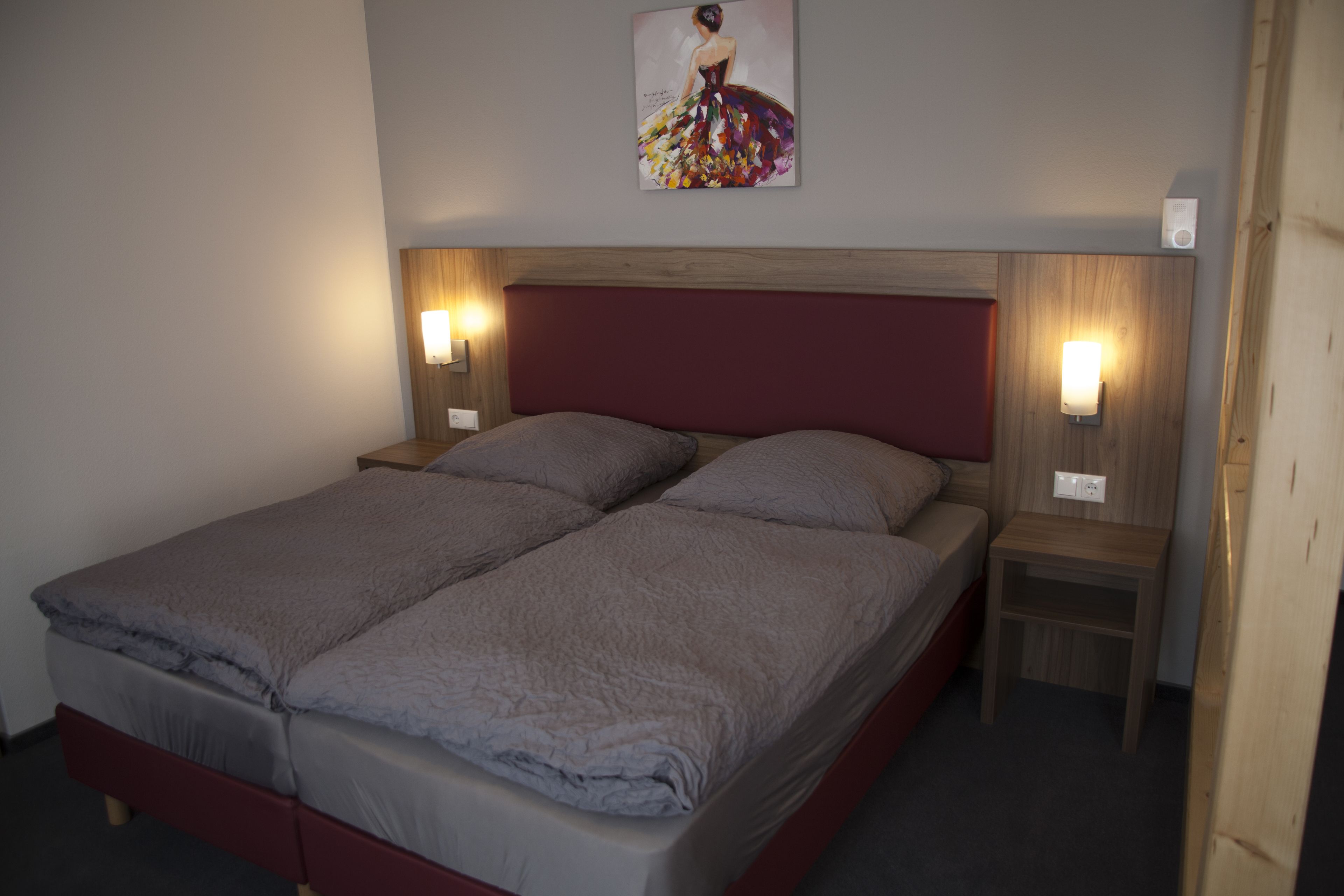 comfort twin room | in-room safe, desk, iron/ironing board, free wifi