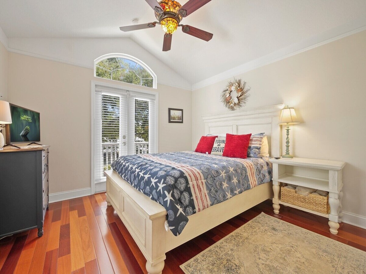 Photo 20 of Lions Bridge: Modern 3 bedroom Home in Historic Lincolnville - walk to Historic