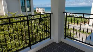 Quadrupla familiare, 2 letti matrimoniali, accessibile ai disabili, non fumatori | Tende oscuranti, Wi-Fi gratuito