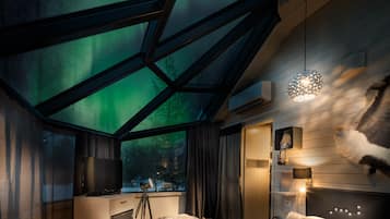 Premium Igloo with Sauna | Minibar, soundproofing, free WiFi, bed sheets