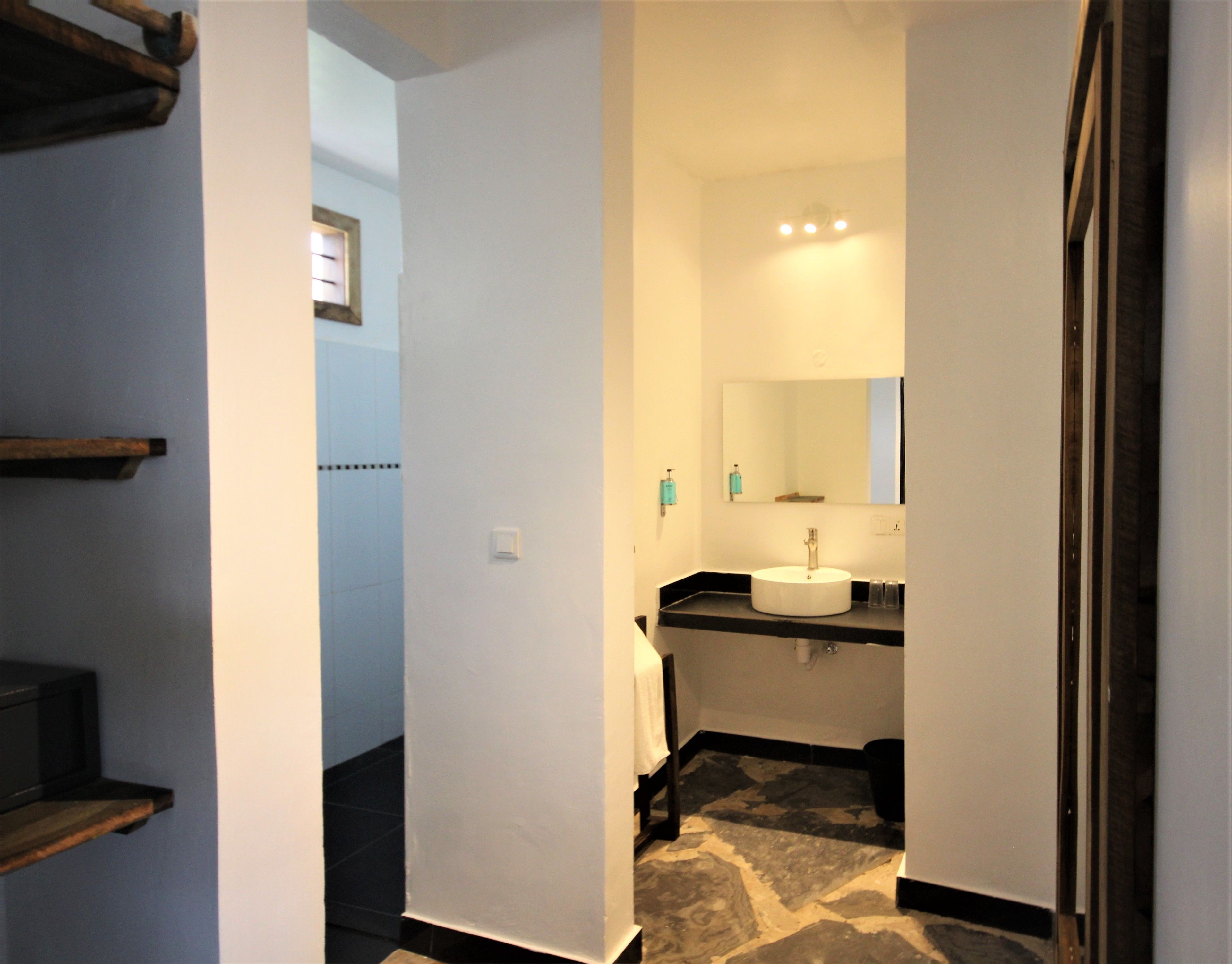 premium double room, 1 bedroom, ocean view | bathroom | shower, free toiletries, hair dryer, towels