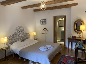 Superior Double Room, Ensuite (MAZARIN) - Maison des 5 Temps - Chambres Dhôtes de Charme à Ferrette (Ferrette)
