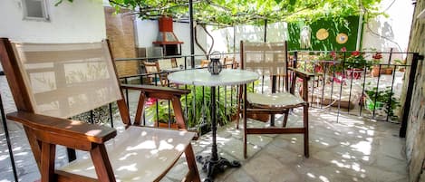 Studio, 1 Doppelbett, Nichtraucher | Terrasse/Patio