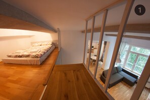 Deluxe Studio Suite
