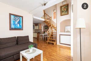 Deluxe studio suite | Een strijkplank/strijkijzer, gratis babybedden, gratis wifi, beddengoed