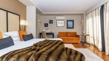 Comfort Double Room, Pool View (Orange) | 1 bedroom, premium bedding, in-room safe, individually decorated