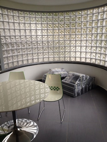 1 habitación y ropa de cama de alta calidad