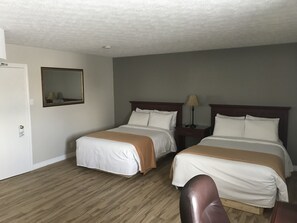 Standard Suite, Multiple Beds | Individually decorated, individually furnished, desk, free WiFi - The Auberge Inn (Temiskaming Shores)