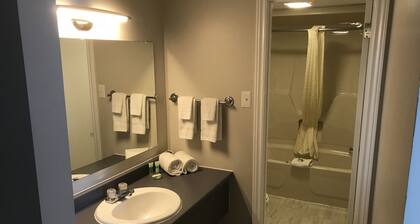 The Auberge Inn