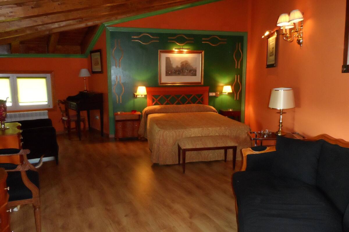 free wifi, wheelchair access