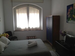 In-room safe, cots/infant beds, free WiFi, bed sheets