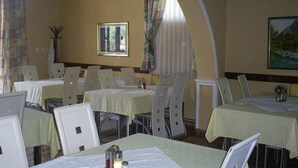 Salle à déjeuner