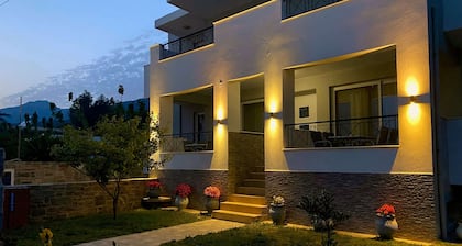 Eirini & Manolis Apartments