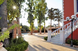 Garden - Sourediko  (Chios)