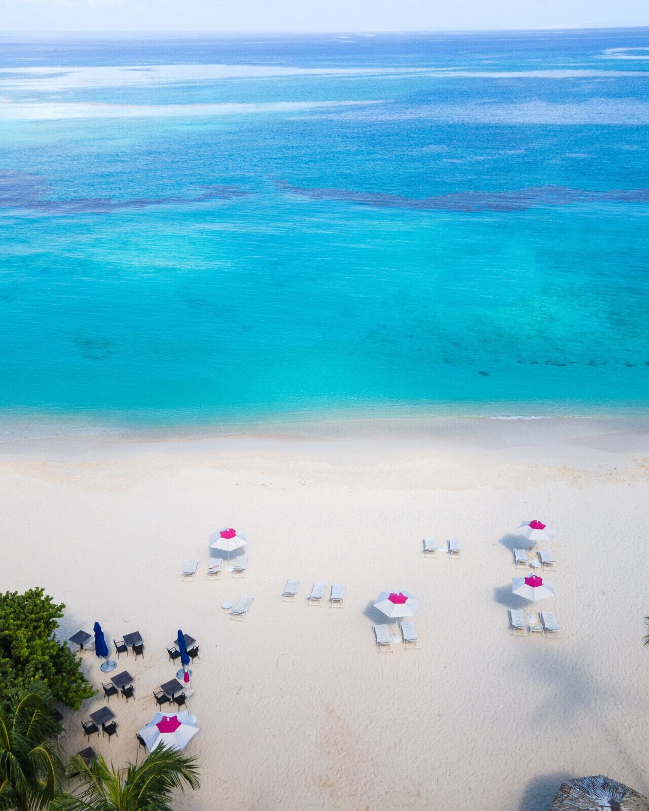 Plage à proximité, parasols