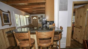 In-room dining - Grizzly Bear (Big Bear Lake)
