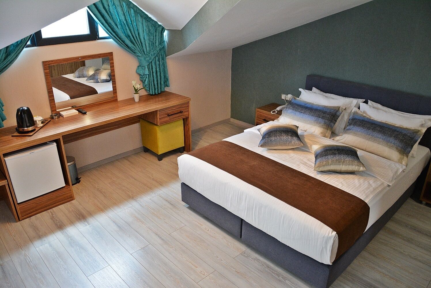 Photo - 61 Park Hotel