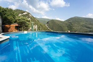 Alberca al aire libre 
