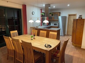 Dining - 190aqm one-familiy-house on 2000sqm gardenareal at the sea site (Liepen)