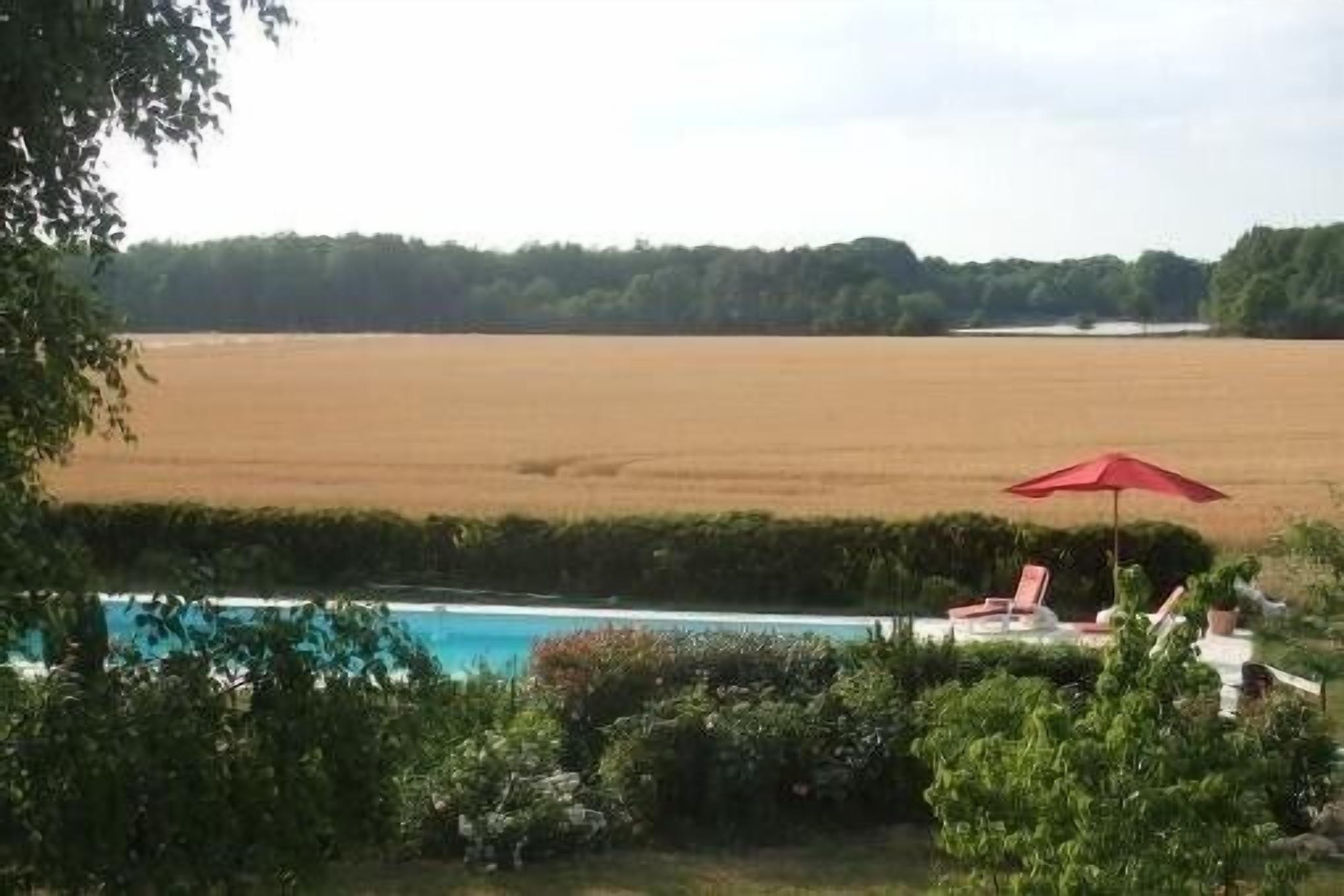 Alberca al aire libre 