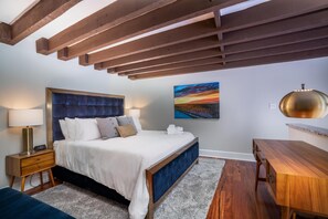 1 slaapkamer, een strijkplank/strijkijzer, gratis wifi, beddengoed