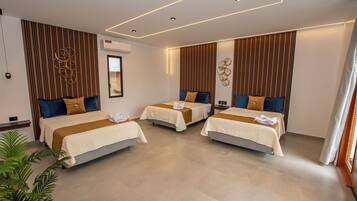 1 bedroom, desk, free WiFi, bed sheets