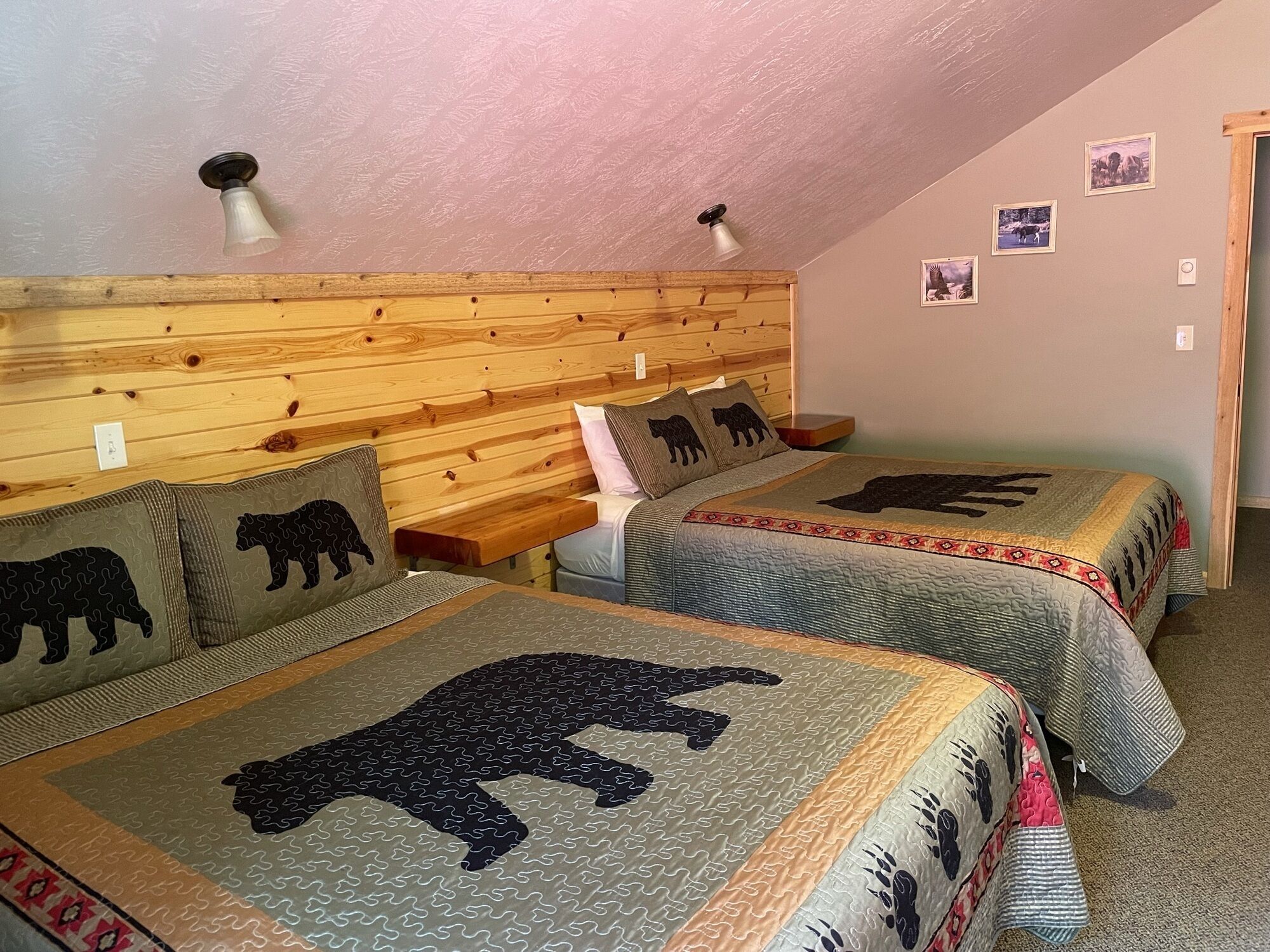 3 bedrooms, WiFi, bed sheets