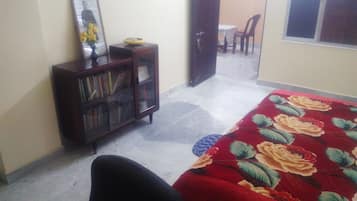 2 chambres, fer et planche Ă  repasser, accĂšs Internet, draps fournis