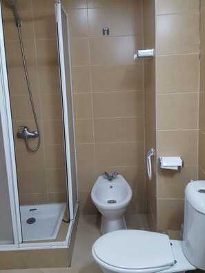 Apartment, 1 Bedroom | Bathroom | Shower, towels - Location De Vacances Bouznika (Bouznika)