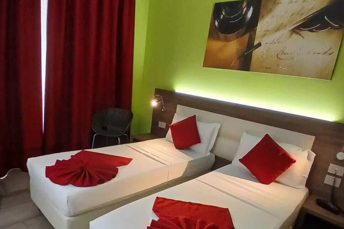 Phòng 2 giường đơn Tiêu chuẩn, 2 giường đơn, không hút thuốc | Chăn bông, két bảo mật tại phòng, bàn 
