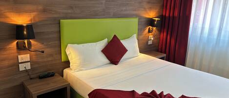 Standard Double Room, 1 Queen Bed, Non Smoking | Down comforters, in-room safe, individually furnished, desk