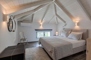 Escritorio y sistema de insonorización