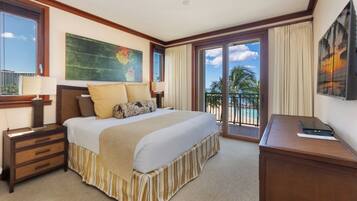 Superior Apartment, 2 Bedrooms, Ocean Front | Iron/ironing board, free WiFi, bed sheets