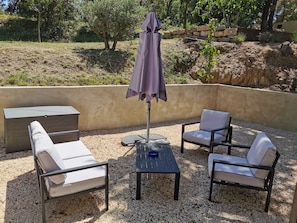 Suite, Private Bathroom, Garden View | Garden