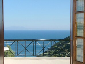 Quarto casal ou duplo básico, 2 camas de solteiro | Vista do quarto