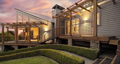 Pinnacle Villa