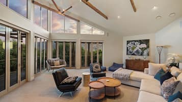 Luxury Villa, 4 Bedrooms, Mountain View | Living area | 37-inch flat-screen TV with satellite channels, TV, Netflix