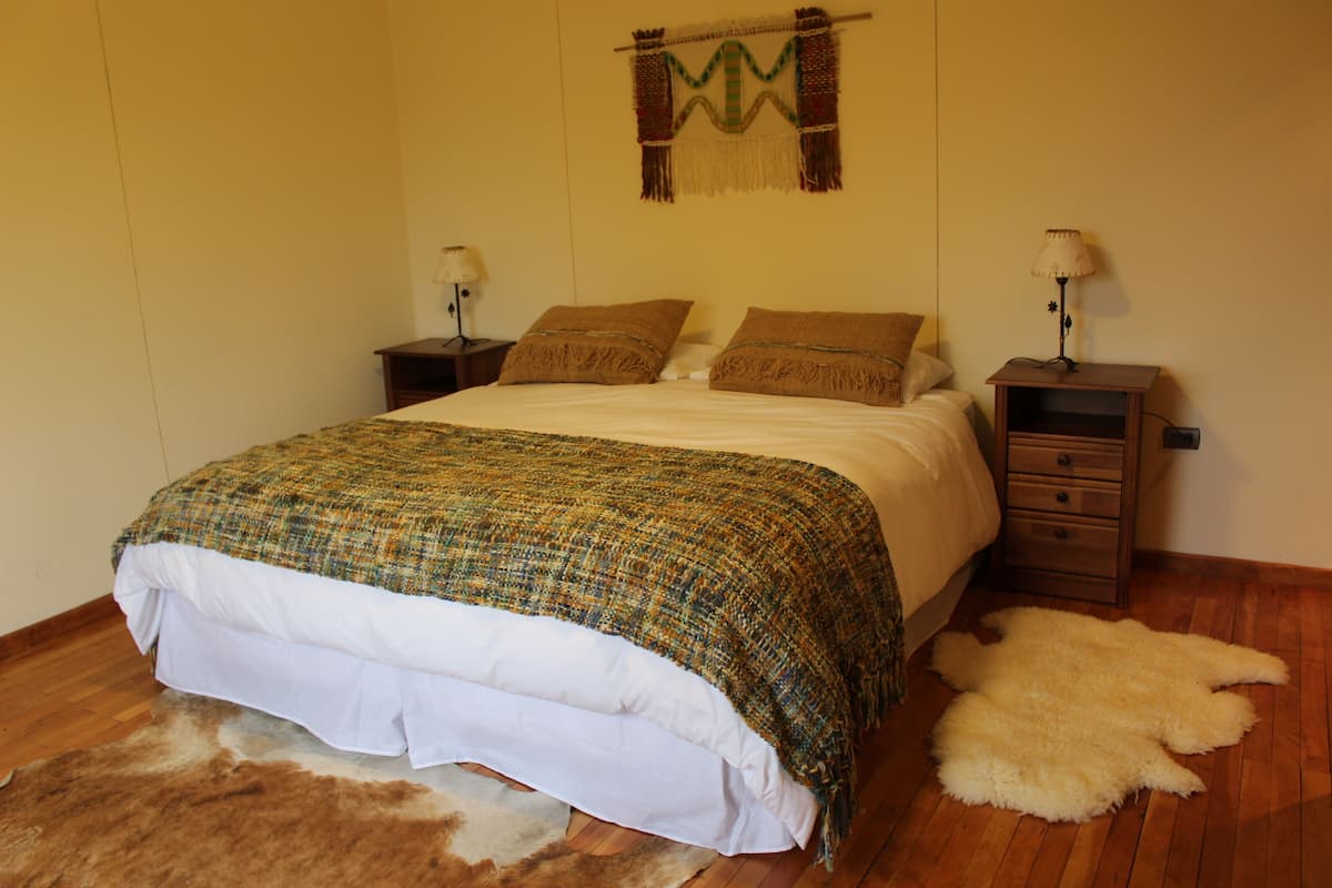 Superior Double or Twin Room, Private Bathroom | Premium bedding, iron/ironing board (on request), bed sheets