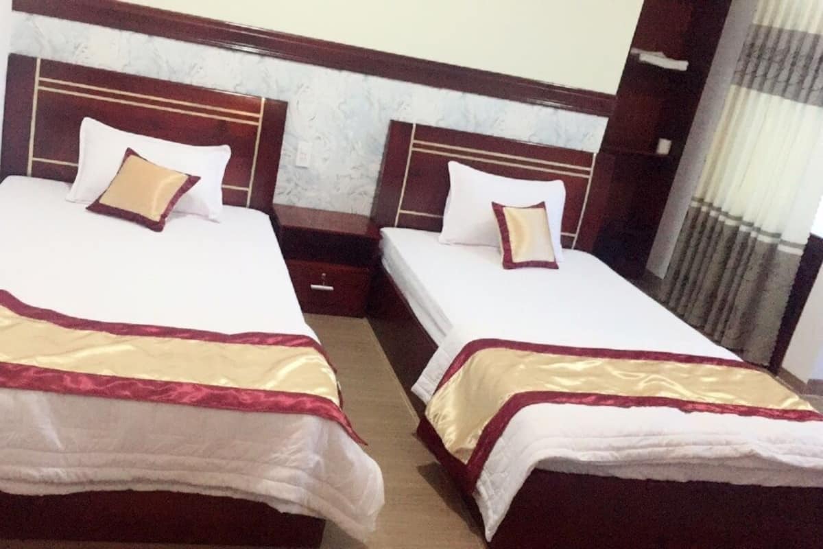Minibar, escritorio, wifi gratis y ropa de cama