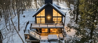 Ski Chalet with Hot Tub on Okemo Mountain