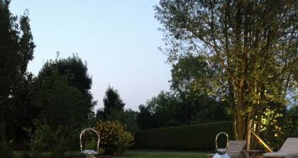 ChaumiÚre normande et sa maison d'amis, pour 6 personnes avec piscine chauffée